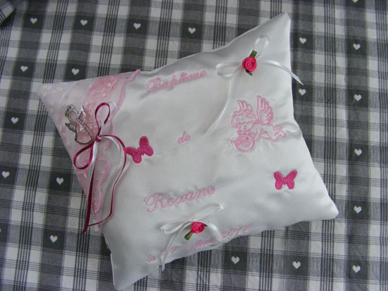 coussin de baptême personnalisé