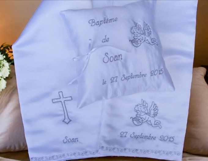 coussin plus étole baptême