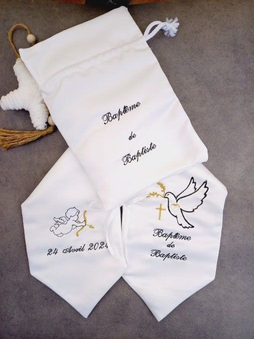 Etole  de Baptême pointe avec  pochette